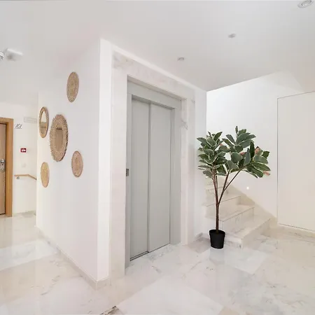 Apartment Safira 302 *